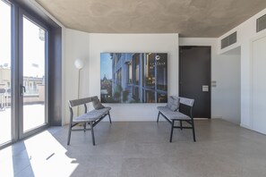 House, Smoking | 2 bedrooms - Central Tower S Babila - Elegant 2bdr With Rooftop Terrace (Milan)
