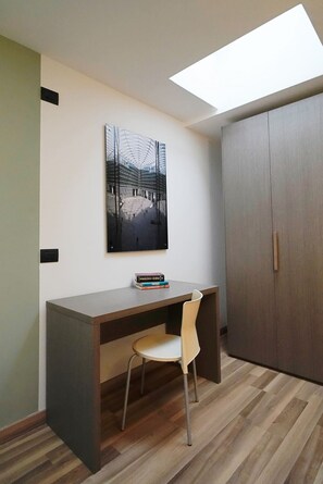 2 bedrooms - Candiani E2 Trilocale 2 Livelli (Milan)