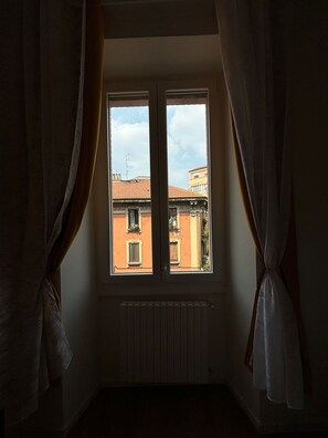 House, Smoking - Venini - Cozy 2 Bdroom Apartment in Loreto Area (Milan)