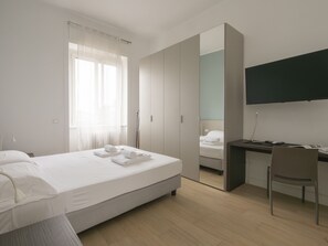 Apartment, Smoking - Spinoza - Modern 1 br With Balcony Steps From Piola (Milan)