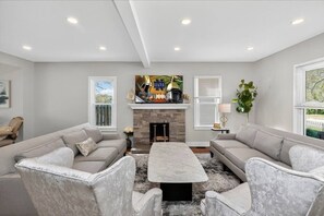 Living area - Harter Heights River House (South Bend)