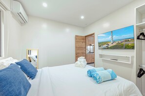 2 bedrooms, iron/ironing board, Internet, bed sheets - New Sea La Vie Suites at Palm Beach -Suite #2 2BR/1BR W/ Pool&Jacuzzi (Noord)