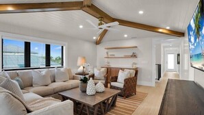 Living area - Luxury Lido Retreat with Pool, Spa, Firepit & Rooftop Views (Sarasota)