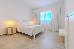 Apartamento Confort, 1 habitación, vistas a la piscina | Wifi gratis