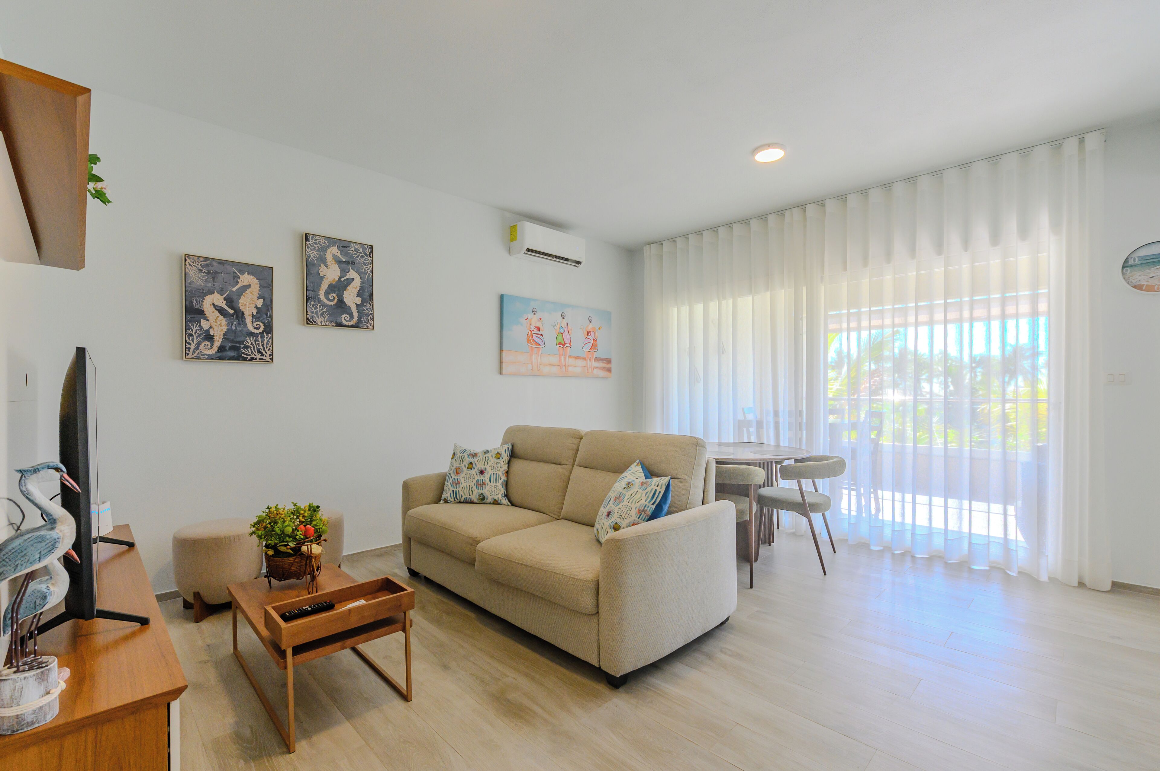 Family Apartment | Ruang tamu