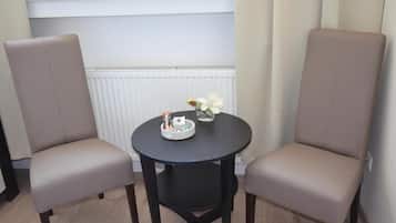 Habitación triple | Restauración