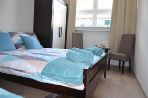 Driepersoonskamer | Een strijkplank/strijkijzer, gratis wifi, rolstoeltoegankelijk