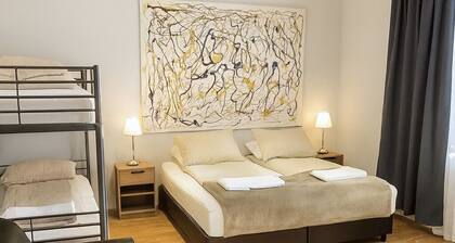 T10 Self check-in Hotel