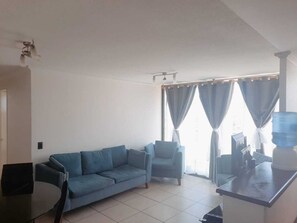 Living area - Apartment in Neo building two bedrooms with ocean view (Iquique)