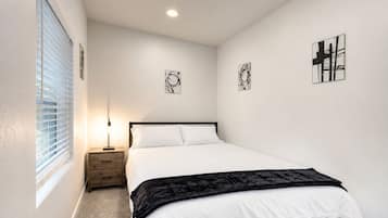 8 bedrooms, iron/ironing board, free WiFi, bed sheets