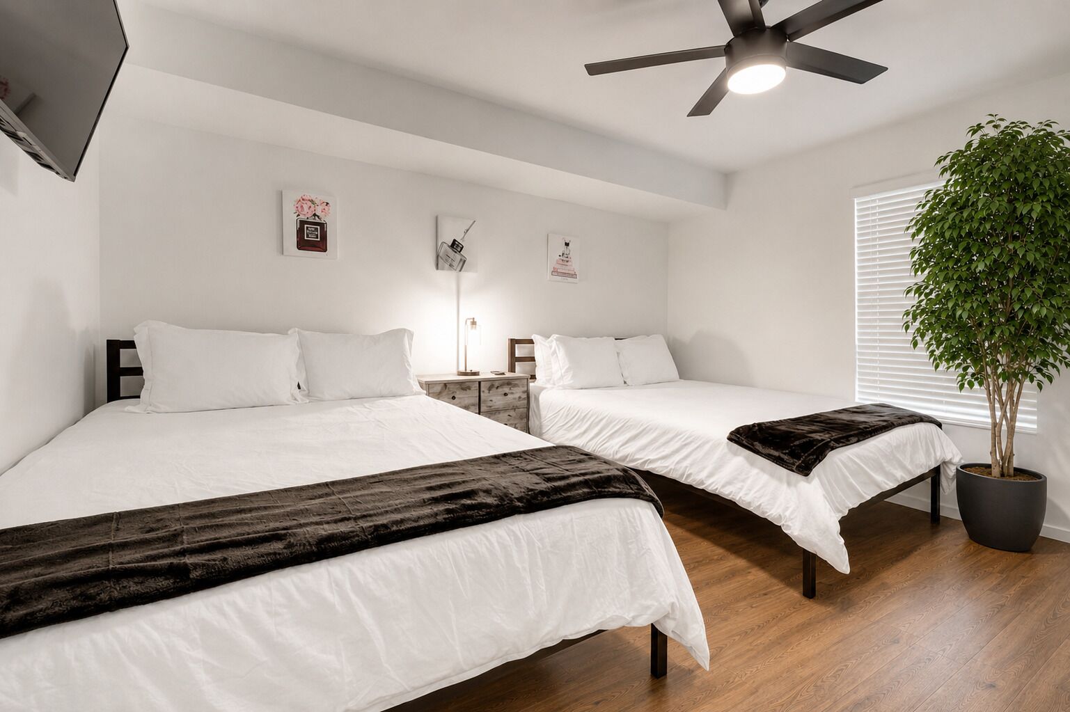 8 bedrooms, iron/ironing board, free WiFi, bed sheets