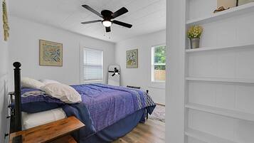 2 camere, una scrivania, Wi-Fi, lenzuola