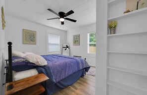 2 camere, una scrivania, Wi-Fi, lenzuola