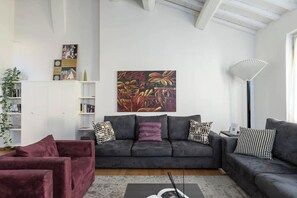 Living area - Casa Duprè, in the historic center 100 meters from Piazza del Campo (Siena)