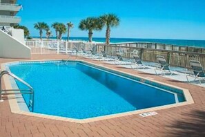Pool - Beachfront Perdido Key Condo | Private Balcony (Pensacola)