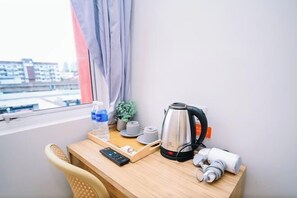 Room - Swing & Pillows @ Kelana Jaya, Selangor (Petaling Jaya)