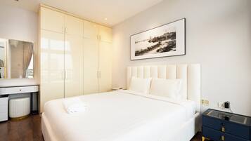 Luxury Apartment, 2 Bedrooms, City View | Iron/ironing board, free WiFi