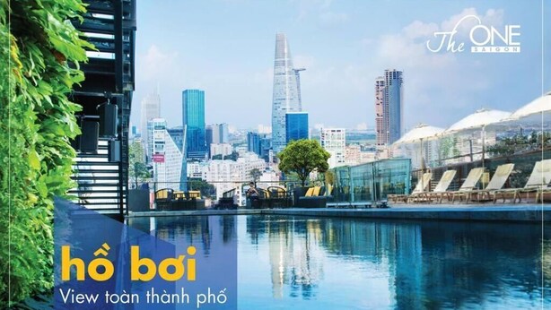 A modern hotel with a pool and city skyline views. - VAH Ben Thanh Tower - Saigon Central (Ho Chi Minh City)