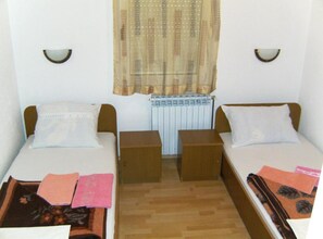 Herbergi fyrir tvo, tvö rúm (Twin room with Balcony) | 18 svefnherbergi