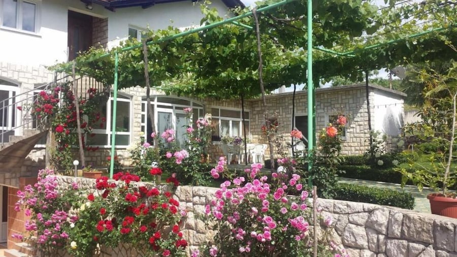 Elez Serenity Guesthouse