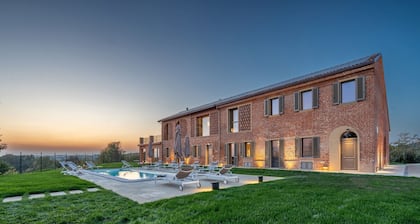 Cascina Buzio 12, Emma Villas
