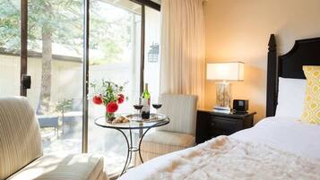 2 soveværelser, skrivebord, strygejern/strygebræt, weekendseng