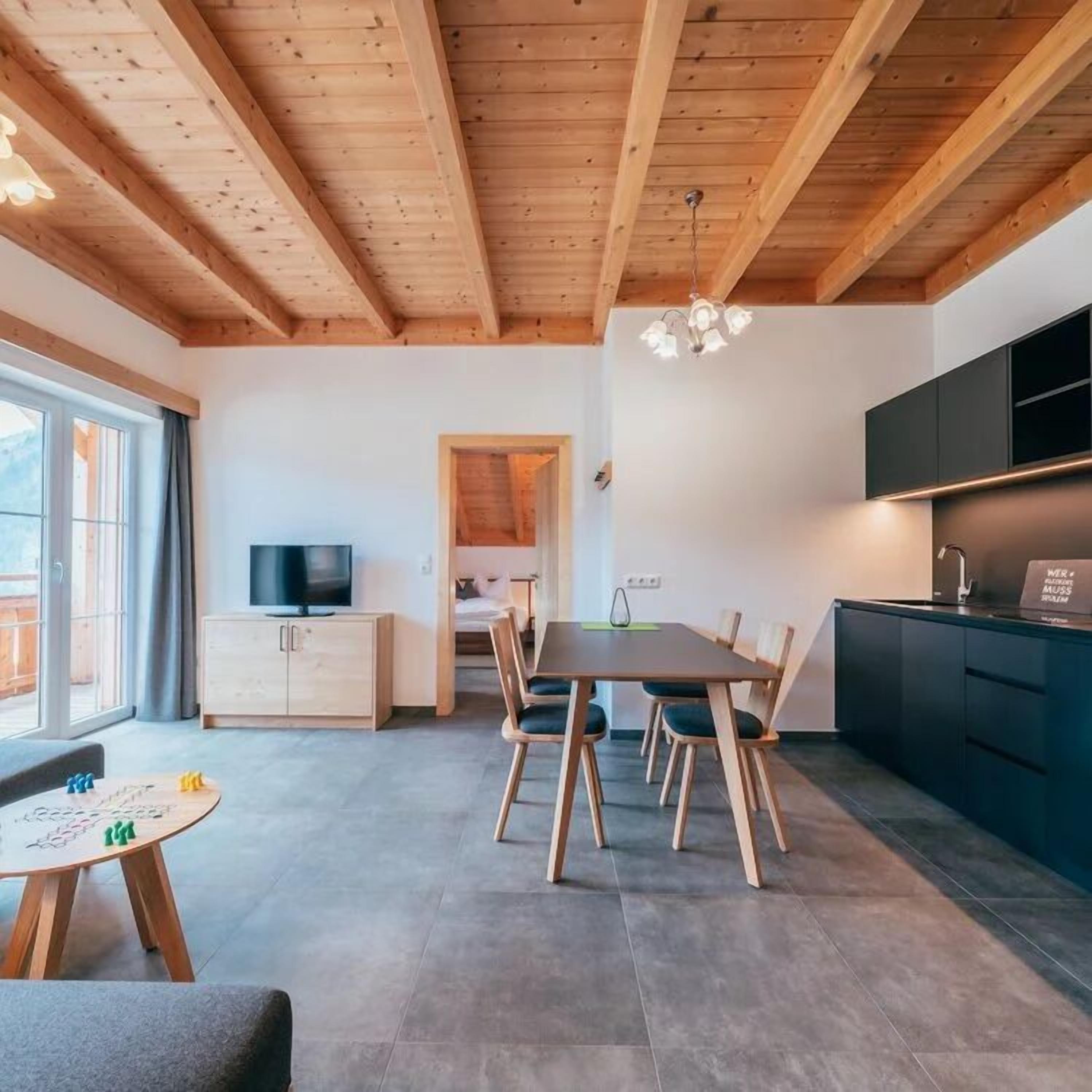 Family Apartment, Balcony, Mountain View | Living area