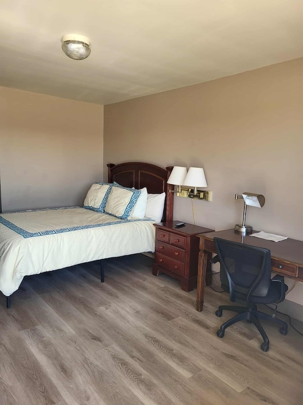 Classic Single Room | Free WiFi