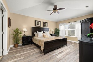 6 bedrooms, desk, iron/ironing board, travel cot - Magical Memories-Stunning 6 bed/4 bath Windsor Hills villa, 1.5 miles from WDW (Four Corners)