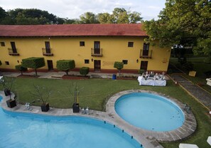 Outdoor pool - Hotel Hacienda Concá (Concá)