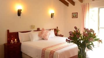 جناح ديلوكس | أغطية فراش متميزة وخزنة داخل الغرفة وواي فاي مجانًا