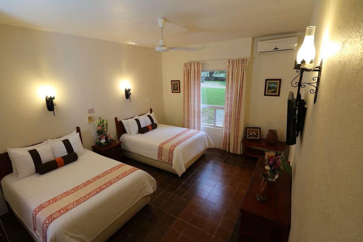 Kahden hengen standard-huone | Ylelliset vuodevaatteet, tallelokero huoneessa, ilmainen Wi-Fi