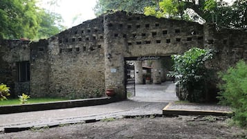 Bagian depan properti