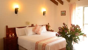 In-room safe, free WiFi