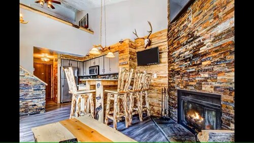 Awesome Brian Head loft, Come Ski, Bike, and Hike!