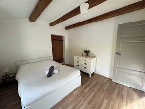 3 quartos, Wi-Fi, roupa de cama