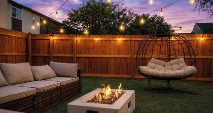 7BR • Fire Pit • Huge Private Backyard and Patio