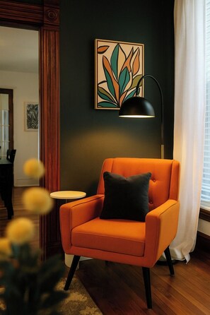 TV, fireplace - 7BR • Fire Pit • Huge Private Backyard and Patio (Kansas City)