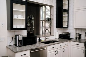 Fridge, microwave, oven, stovetop - 4 BR • Theater Room • Gym • Walk to Lincoln Park! (Chicago)