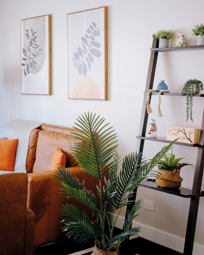 Modern Condo • Safe Chicago Stay Near O’Hare