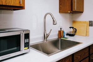 Fridge, microwave, oven, stovetop - Near O'hare • Personal Gym and Balcony • Safe Area (Chicago)