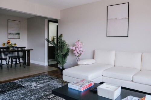 Near O'hare • Personal Gym and Balcony • Safe Area