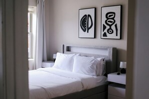 2 chambres, fer et planche à repasser, Wi-Fi, draps fournis