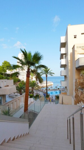 Property grounds - Sea View Apartment Between Forest and Beach – Cala Vinyes (Badia de Palma)