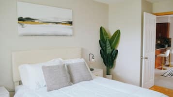 3 bedrooms, iron/ironing board, travel cot, WiFi