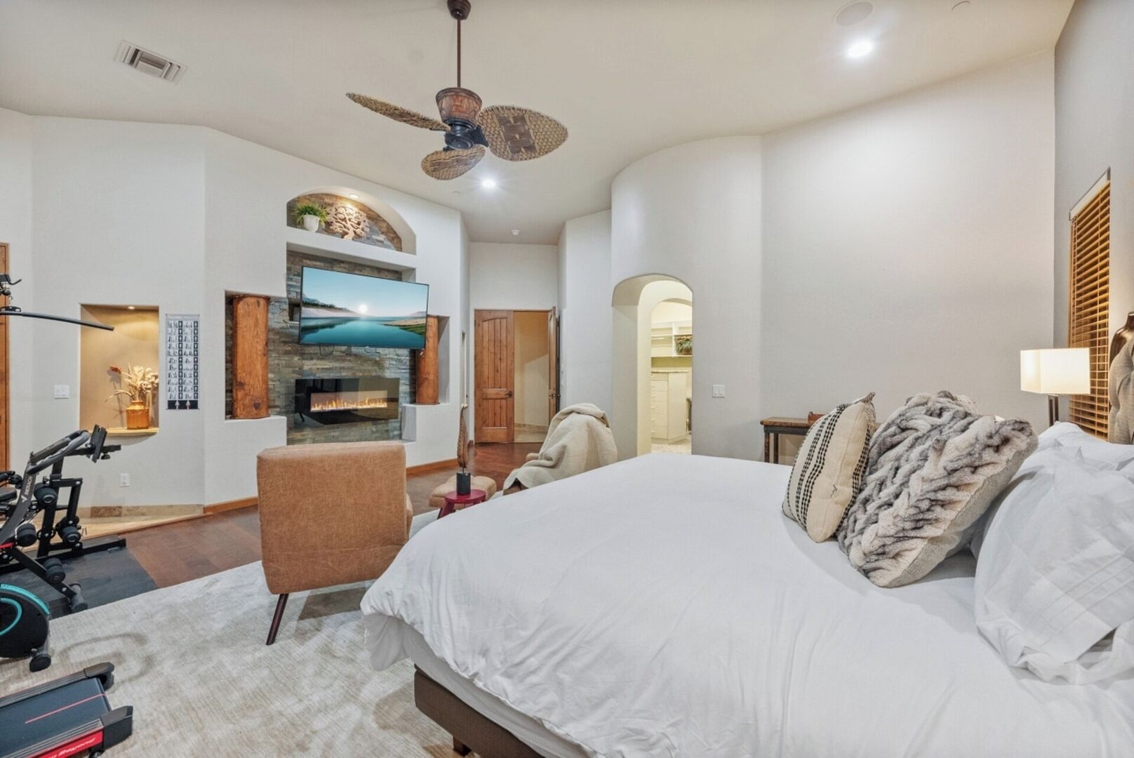 8 bedrooms, iron/ironing board, travel crib, WiFi