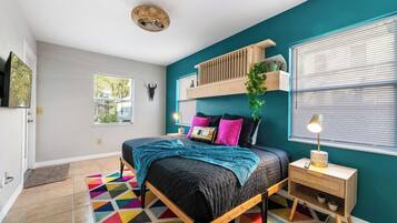 7 Schlafzimmer, Bügeleisen/Bügelbrett, Reisekinderbett, WLAN