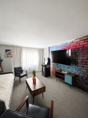 2 chambres, fer et planche à repasser, lit de bébé portatif, Wi-Fi