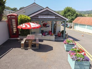 屋外ダイニングエリア