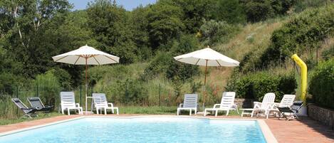 Außenpool (je nach Saison geöffnet)